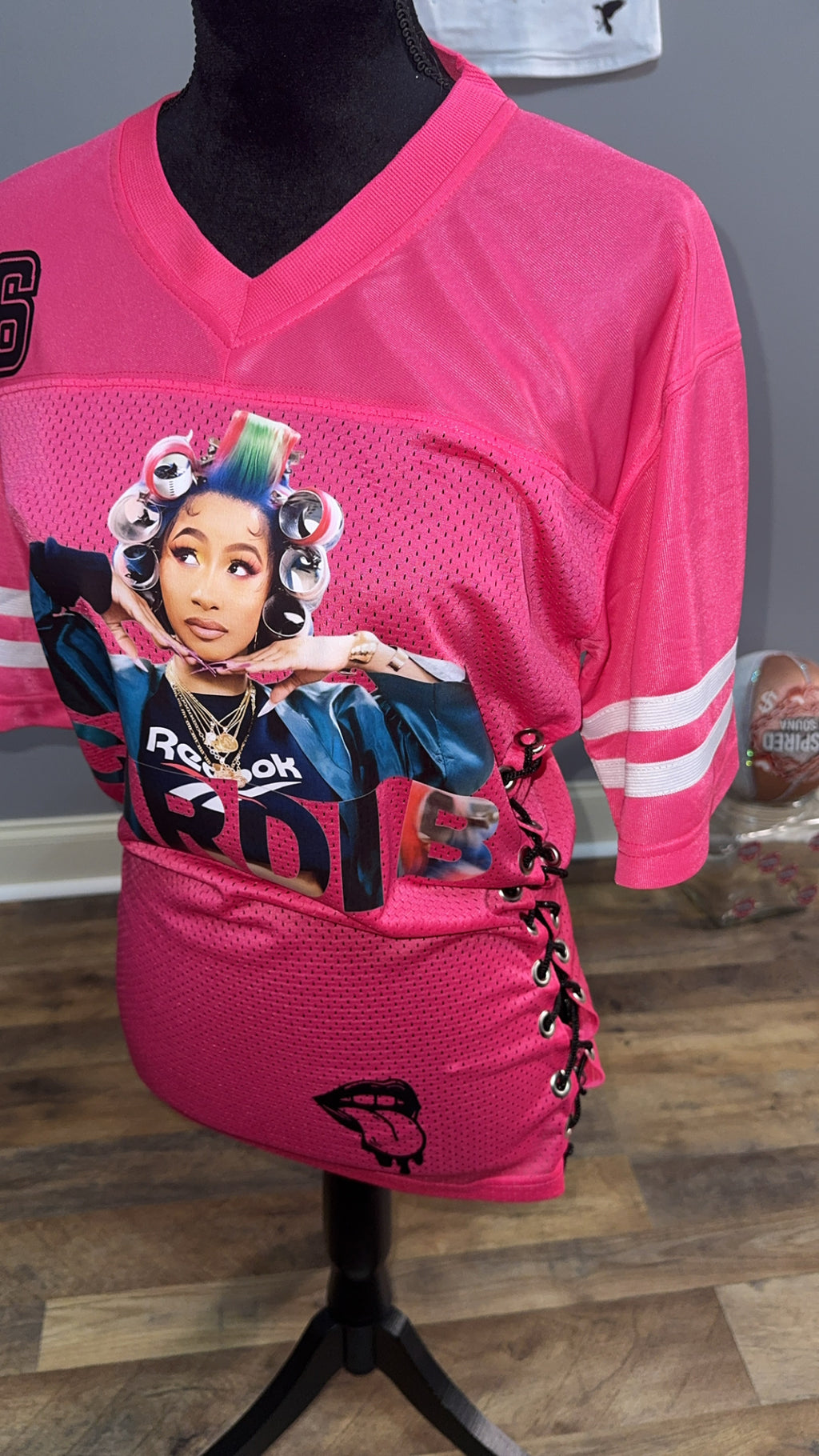 CUSTOM  JERSEYS